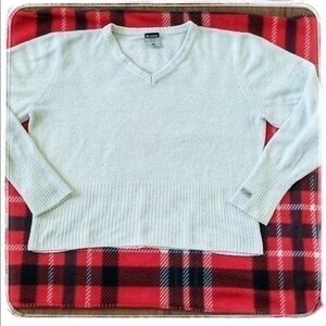 Columbia Off White Sweater